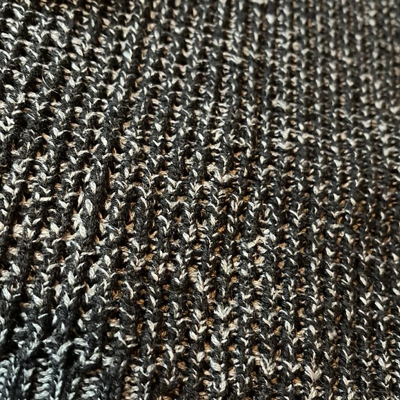 Northern Trek Knit Pullover - Picture 8 of 11